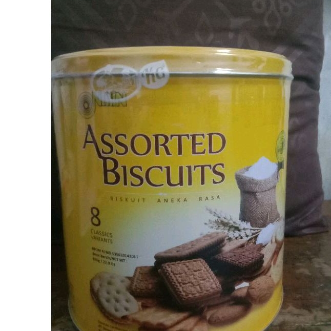 

Nissin Assorted Biscuits 650ml