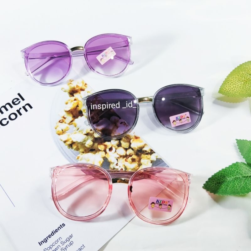 Kacamata gaya anak perempuan