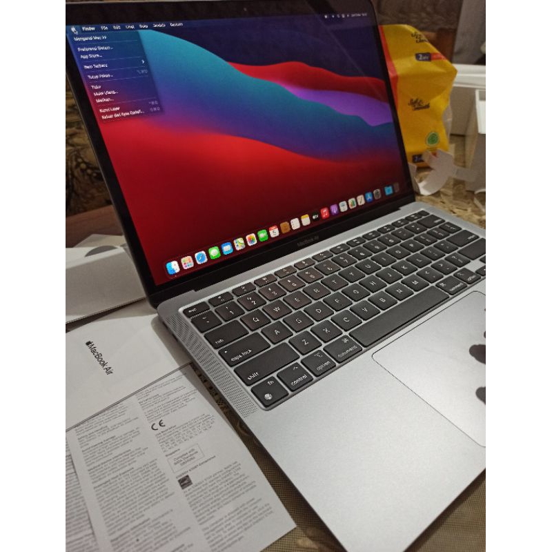 MacBook Air M1 8/256