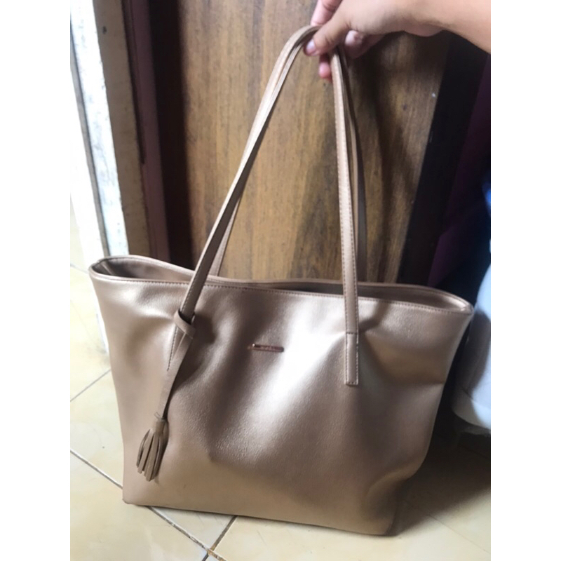 totebag merche preloved