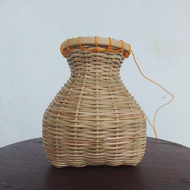 Kepis Ikan Bambu Anyaman Size S