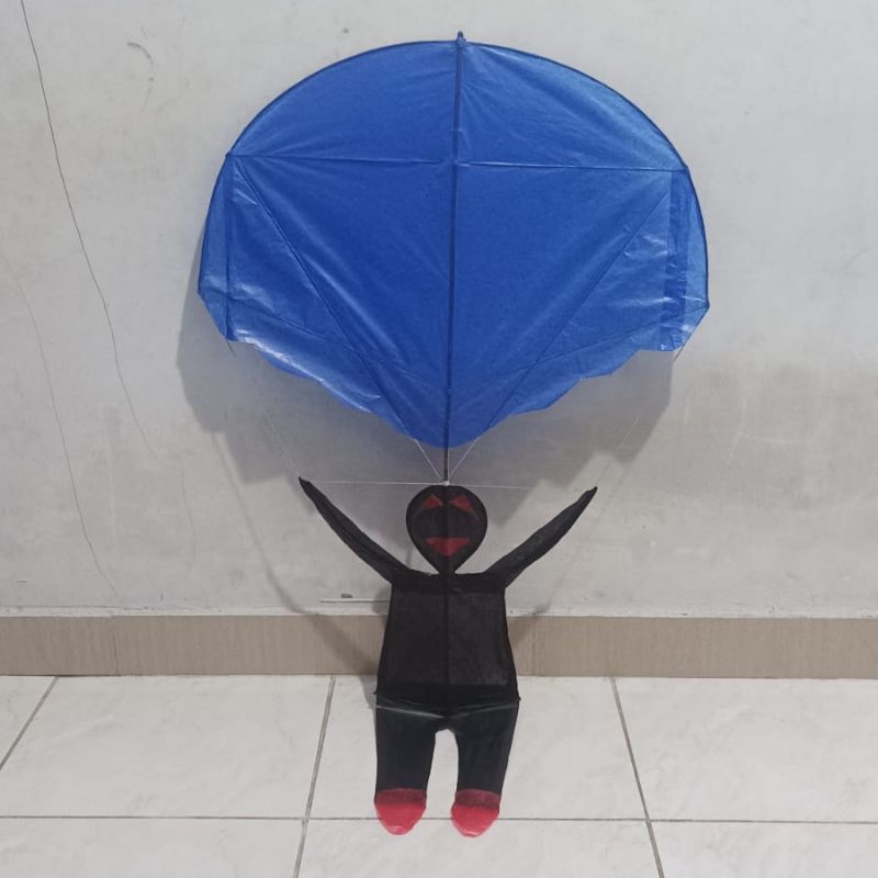 Layangan terjun payung