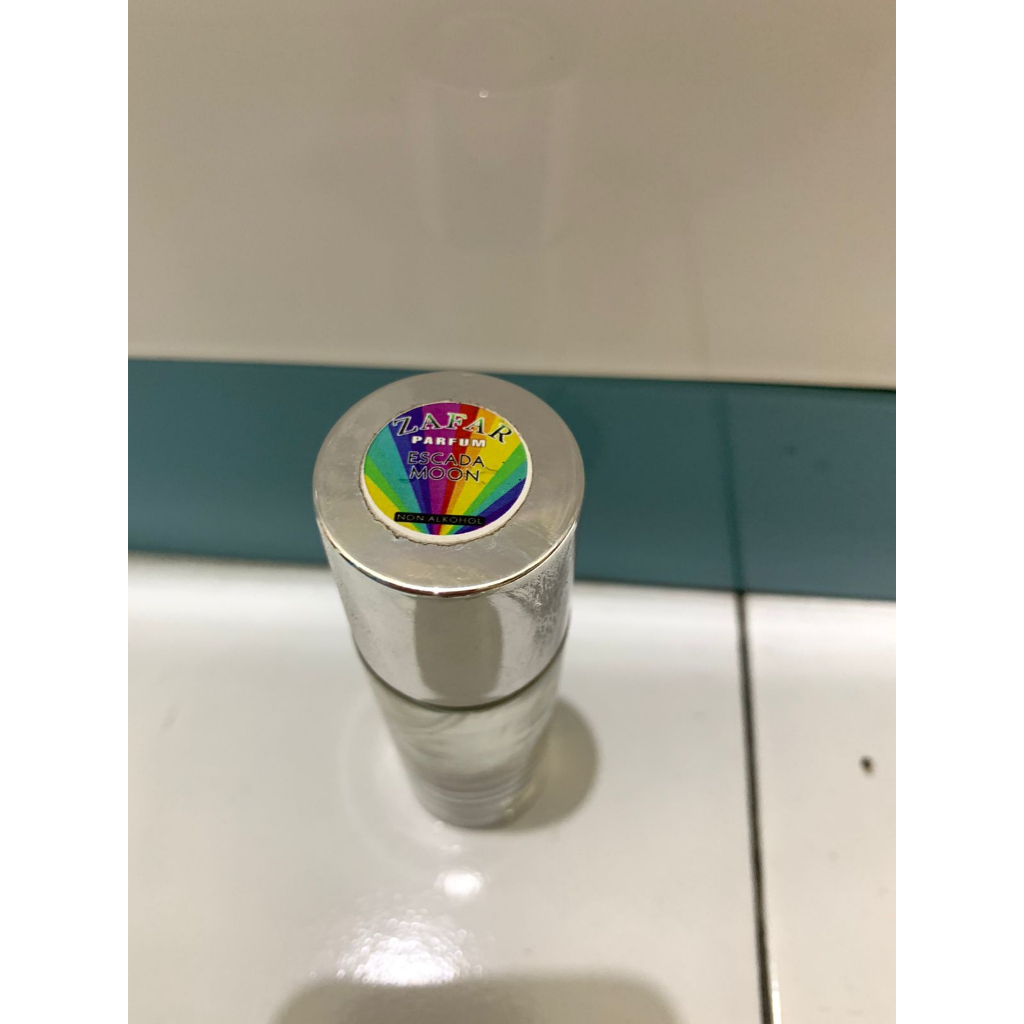 ZAFAR PARFUM NON ALKOHOL ESCADA MOON 30ML tahan 6 s/d 8 jam