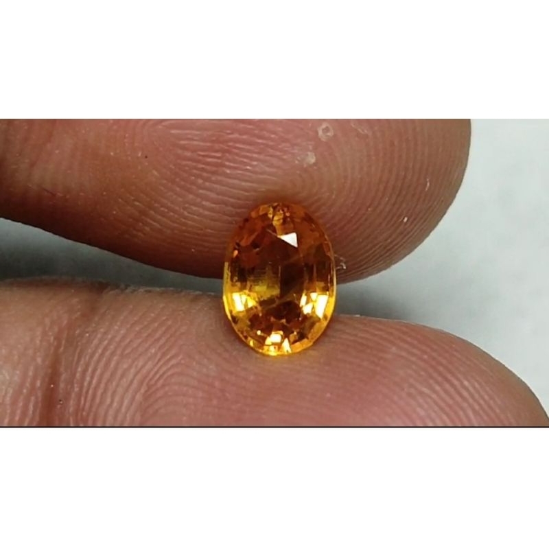 batu yellow safir natural yellow sapphire 1,24 ct memo KGL warna cerah outdoor indoor luster gemeric