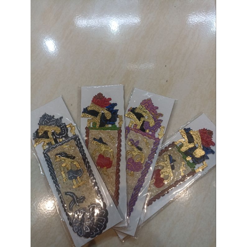 

PEMBATAS BUKU WAYANG KULIT PEMBATAS BUKU MOTIF WAYANG PEMBATAS BUKU KLASIK
