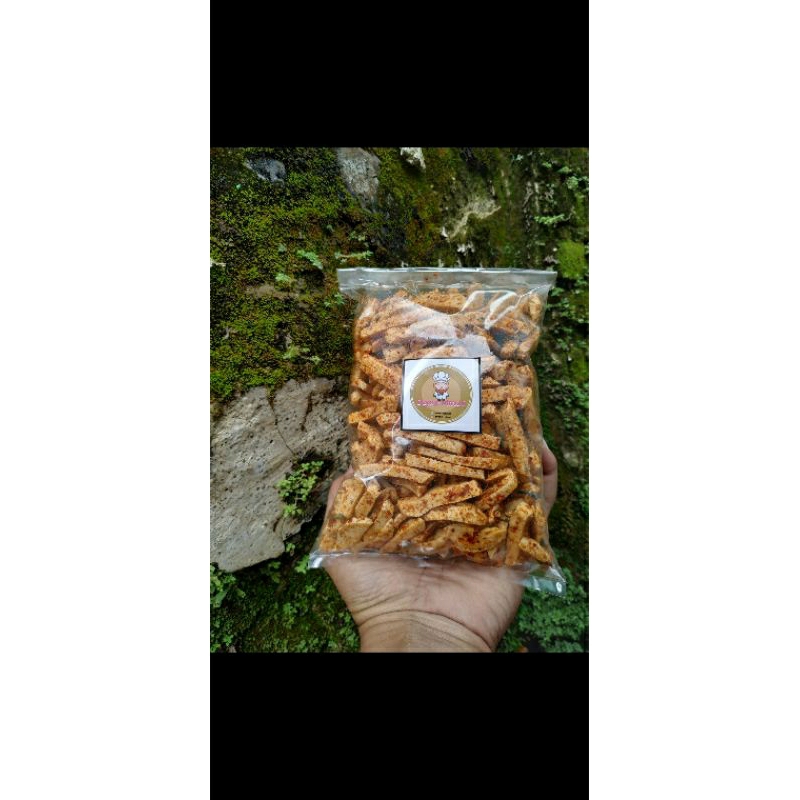 

Stik Basreng kering Pedas Daun jeruk/ 250g/Dapurkimuti