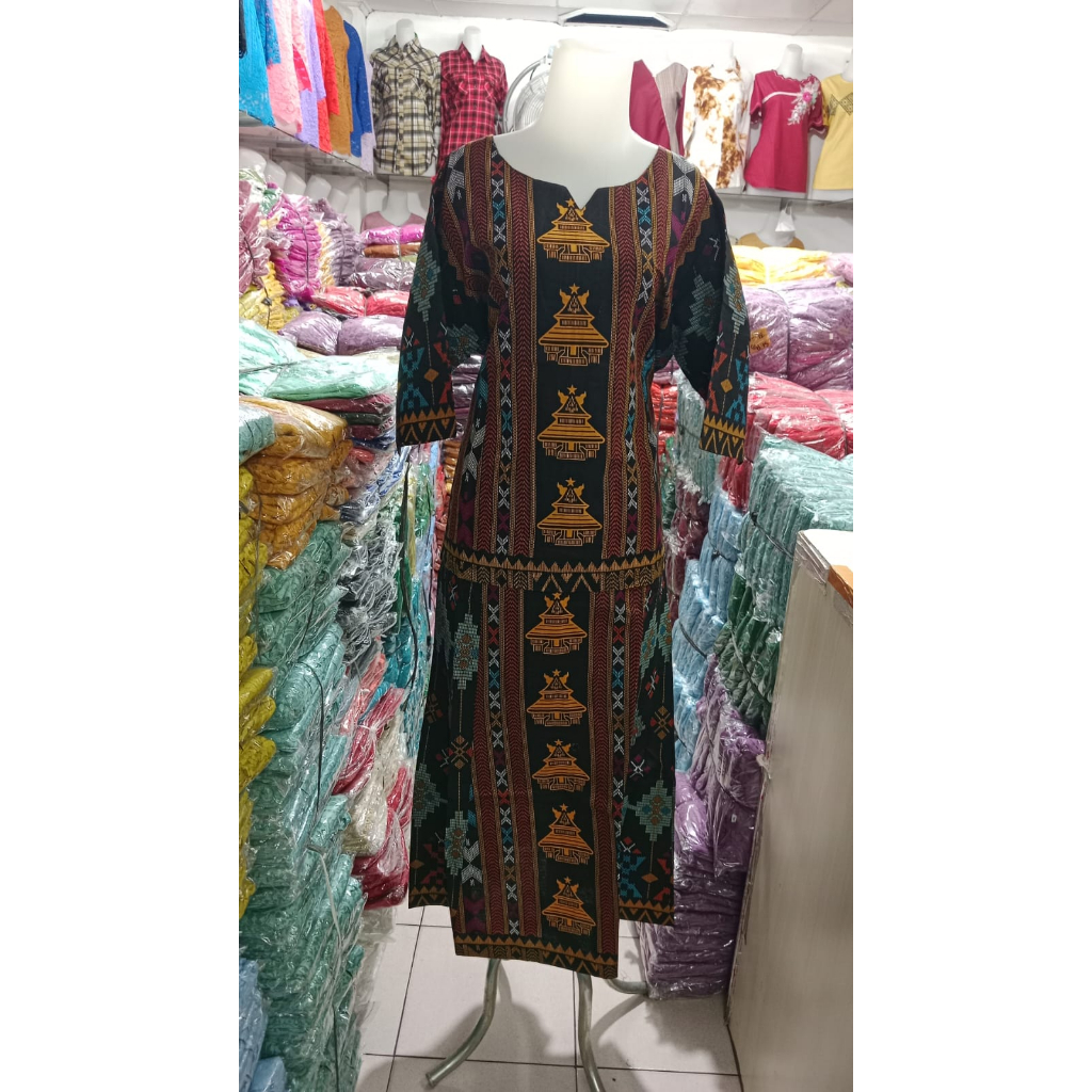 Stelan Etnik Rumah Adat Karo/Stelan Rumah Adat Batak
