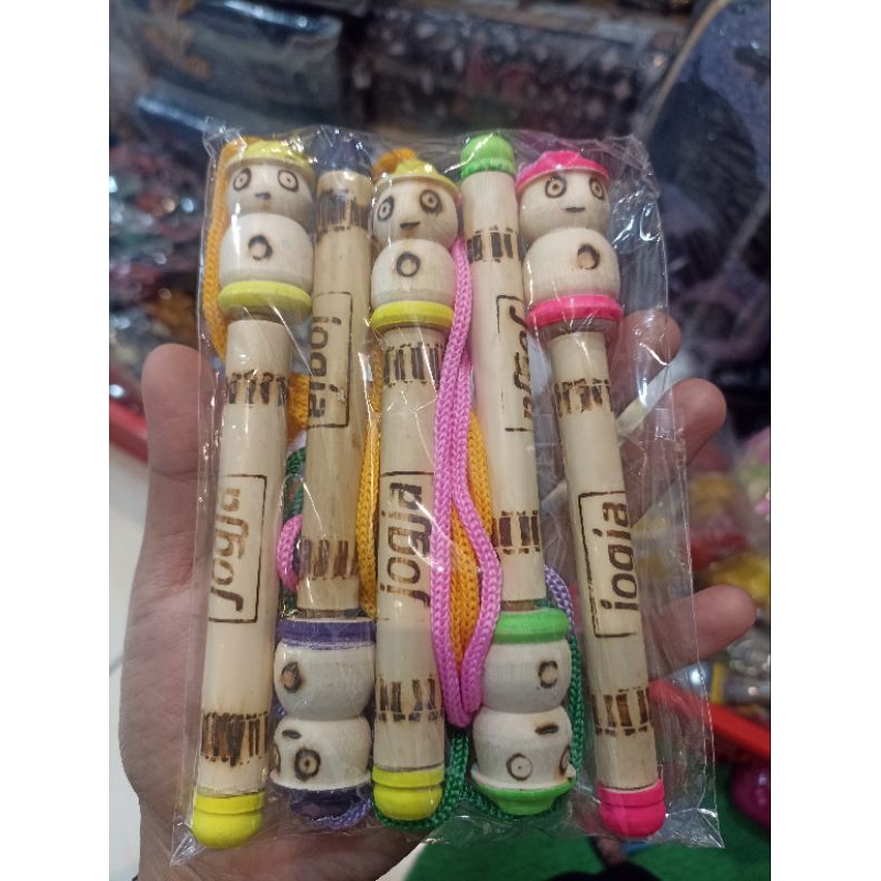 

PULPEN BAMBU KEPALA BONEKA OLEH OLEH JOGJA SOUVENIR