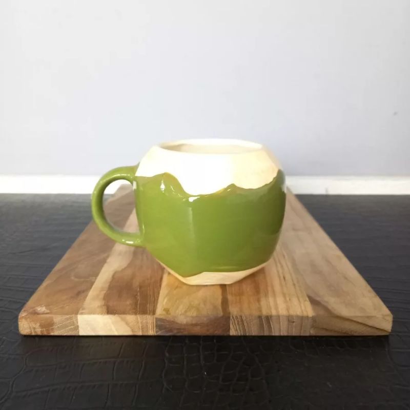 Gelas Cangkir Mug 3D Bentuk Kelapa / Ceramic Coconut Mug