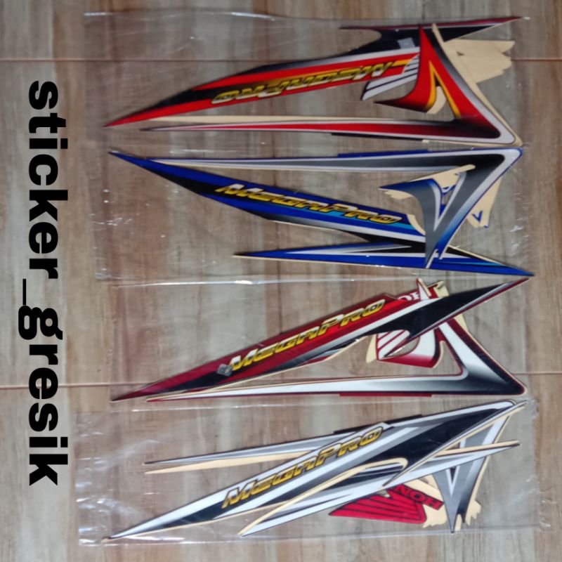 striping sticker Megapro Primus 2006