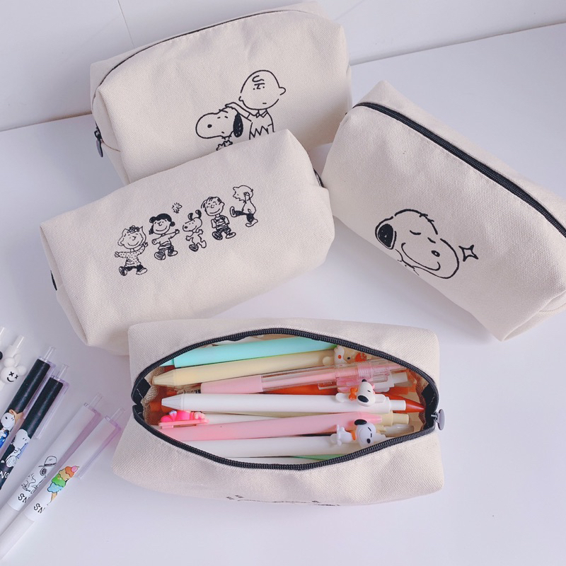 

kotak pensil snoppy besar / kotak pensil lucu / kotak pensil korea / pouch makeup / tas kosmetik