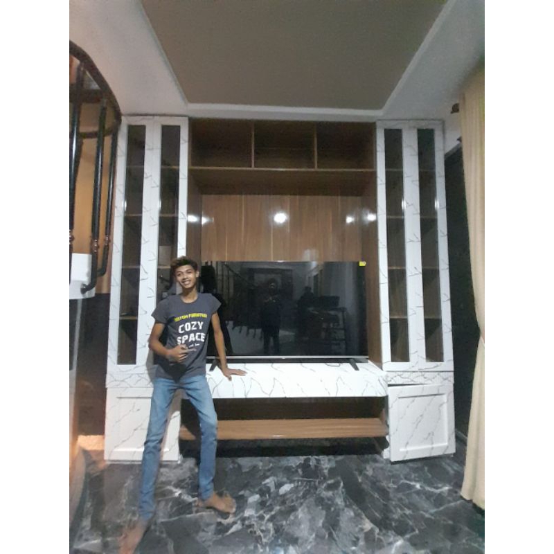 BACKDROP TV MURAH | BUFFET TV HPL| RAK TV HPL | PRASTISI PAJANGAN HPL | MEJA TV HPL |