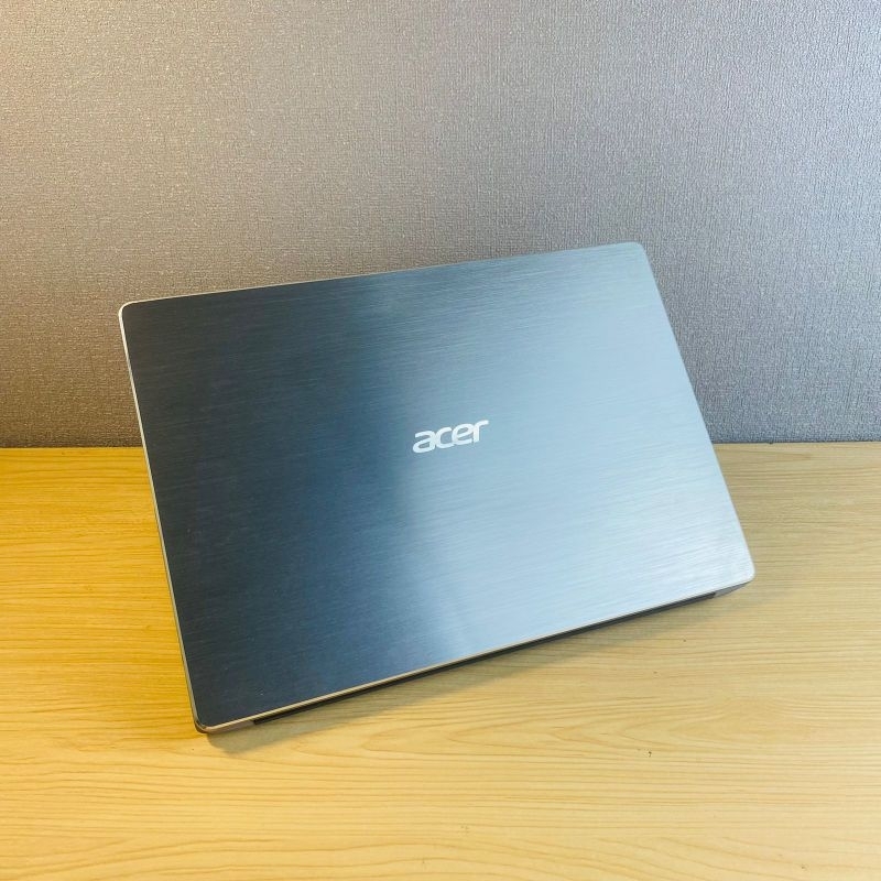 LAPTOP ACER SWIFT 3 AMD RYZEN 5-3500U RAM 4GB SSD 512GB MULUS