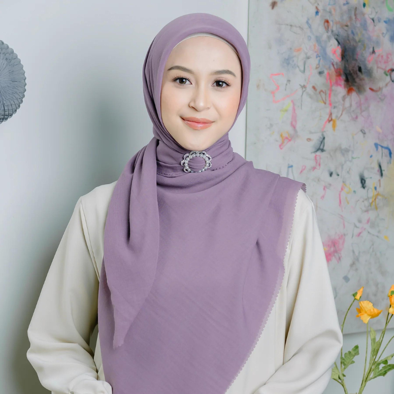 Penawaran Terbatas Jilbab Bella Polly Cotton Lasercut Jumbo Syar'i Premium - Daily Hijab Nina Laser
