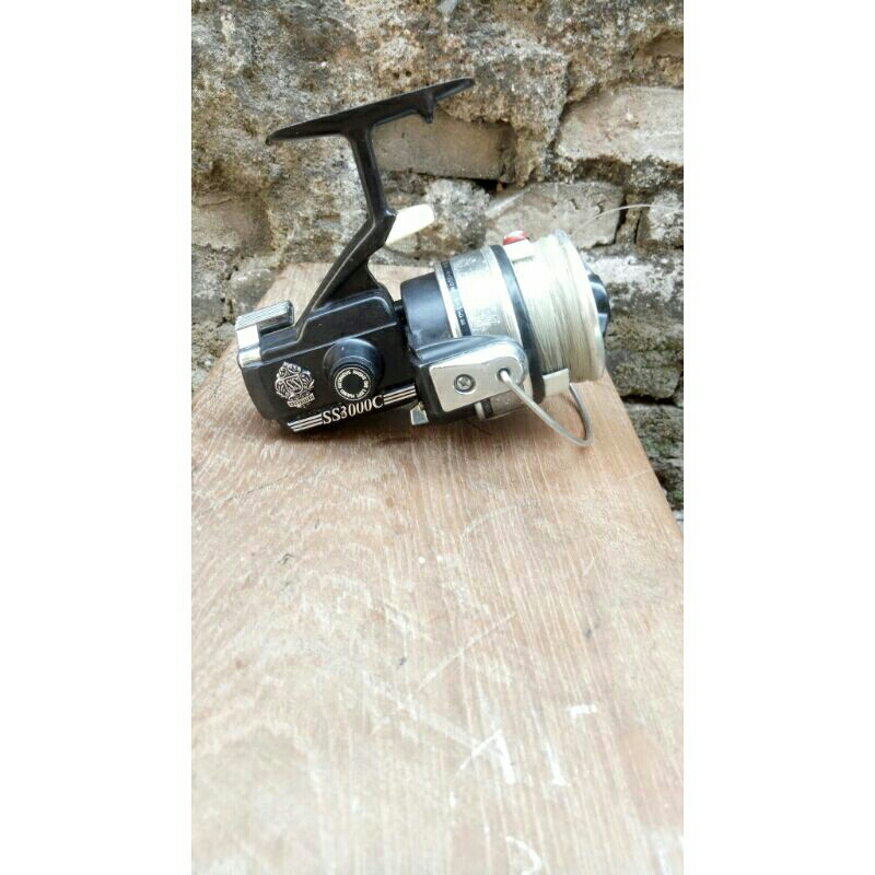 REEL DAIWA SS 3000 MADE IN JAPAN