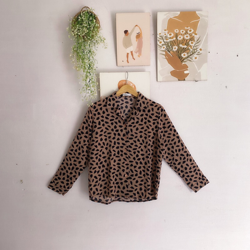 KEMEJA WANITA / KEMEJA PATTERN LOVE / KEMEJA MOCCA