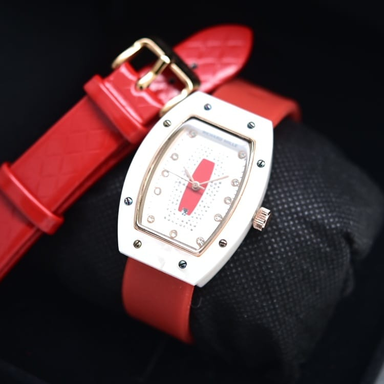 Jam Tangan Wanita Tali Rubber RM3880 HB Free Tali Kulit Box & Baterai Cadangan