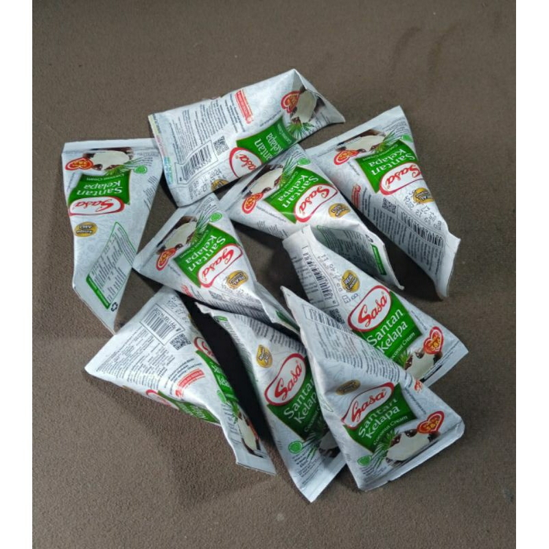 

Sasa Santan Instan 65 ml ( isi 10)