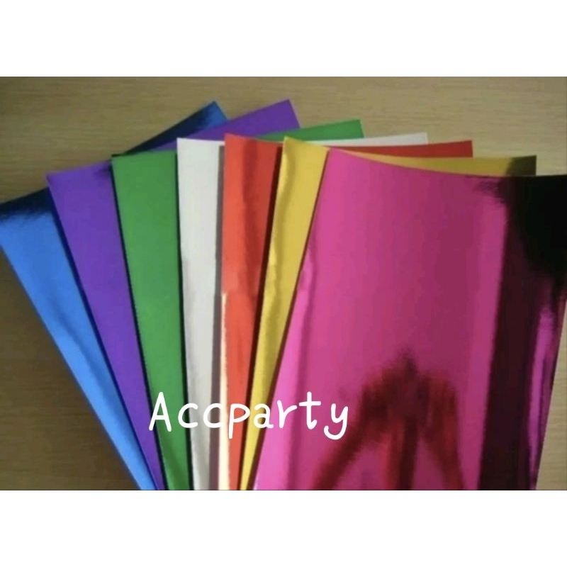 

RK Kertas Metalik / Kertas Mas / Kertas Kado (50lmbr)