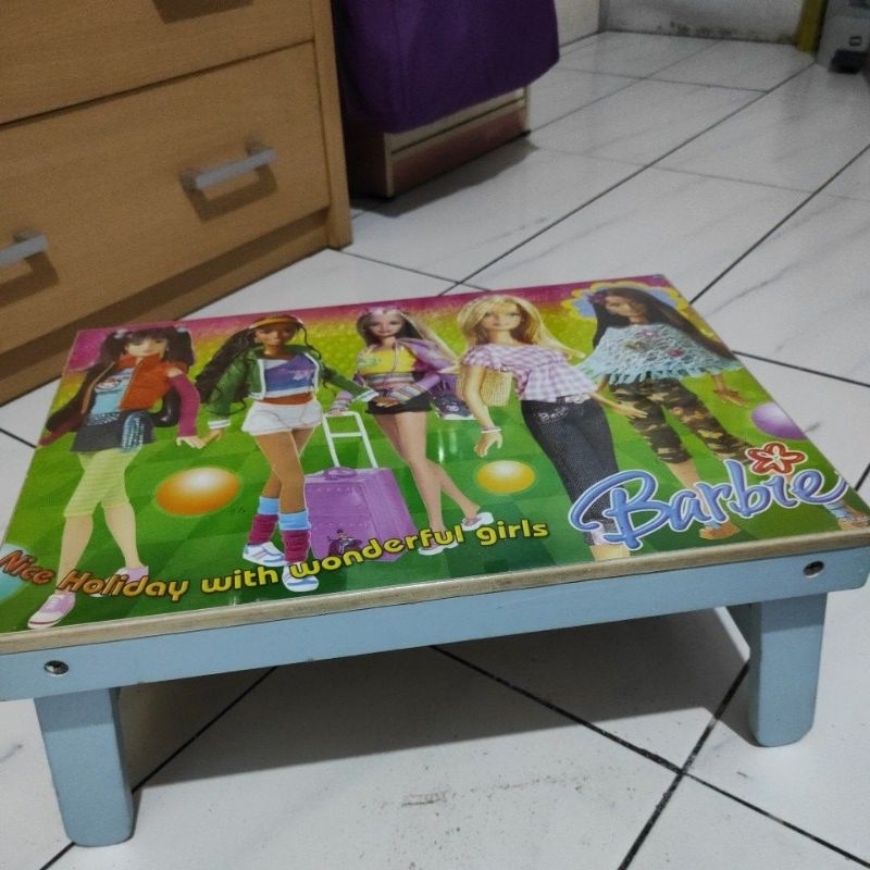 PRELOVED_MEJA_LUKIS_LIPAT(KARAKTER_BARBIE)