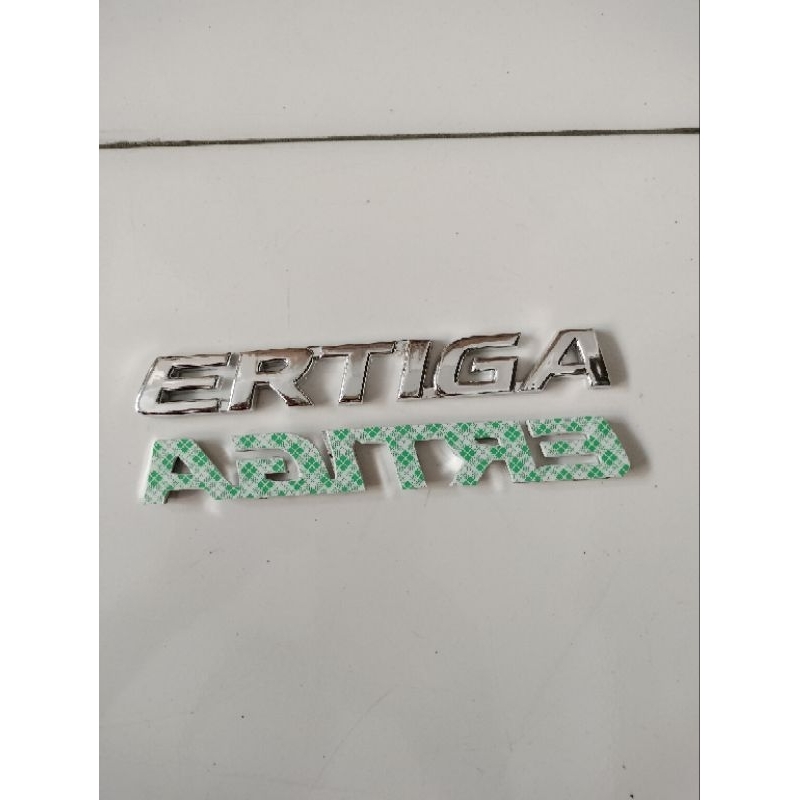 emblem Suzuki Ertiga emblem belakang Ertiga