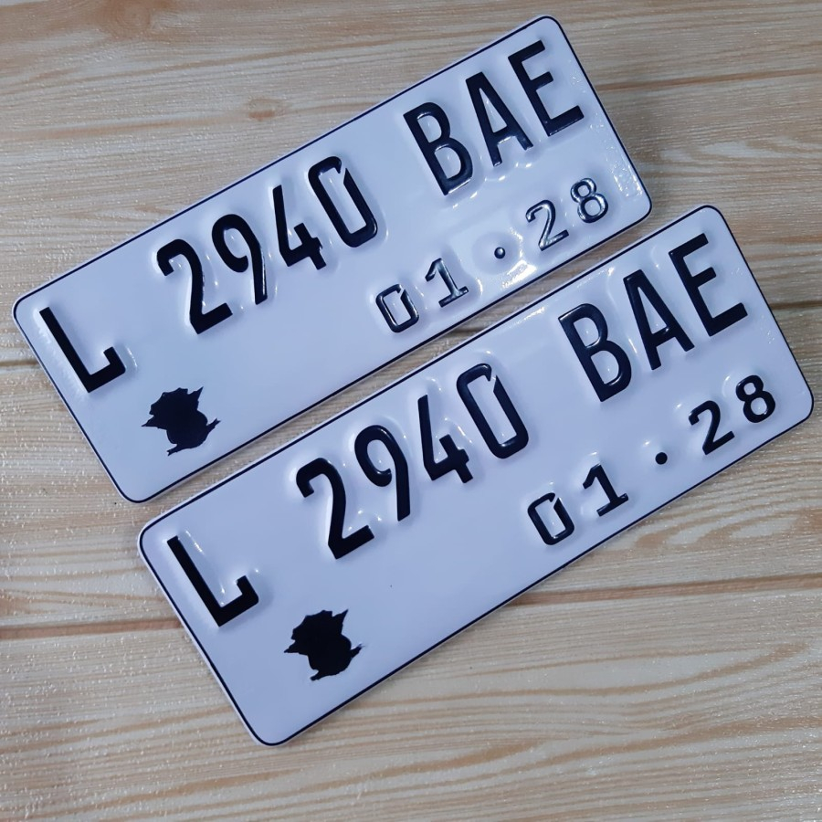 Plat Nomor Motor Font Baru Baut Tanem Logo Hitam Samsat
