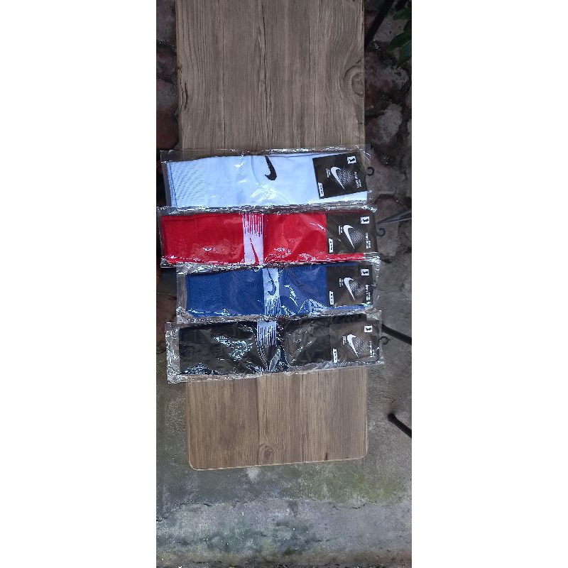 kaos kaki bola/ kaos kaki futsal panjang nike kaos kaki olahraga