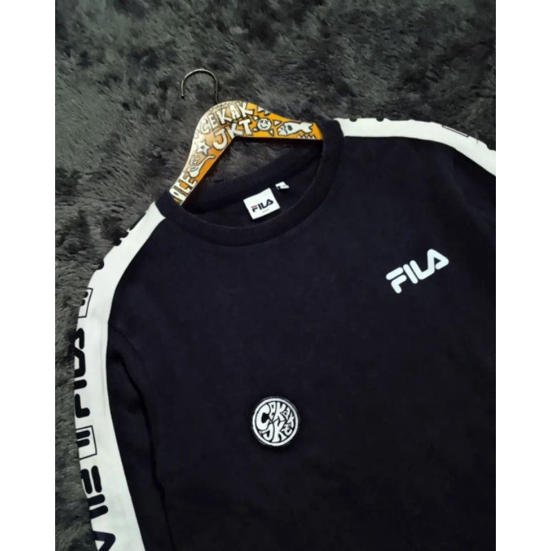 CREWNECK FILA TAPED