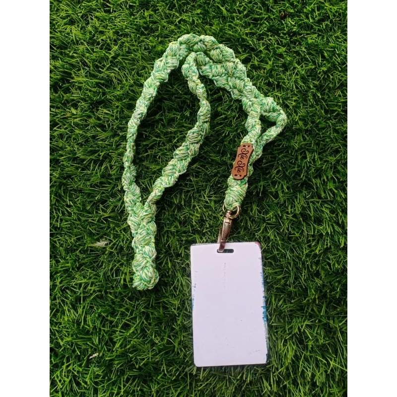 

Lanyard rajut handmade
