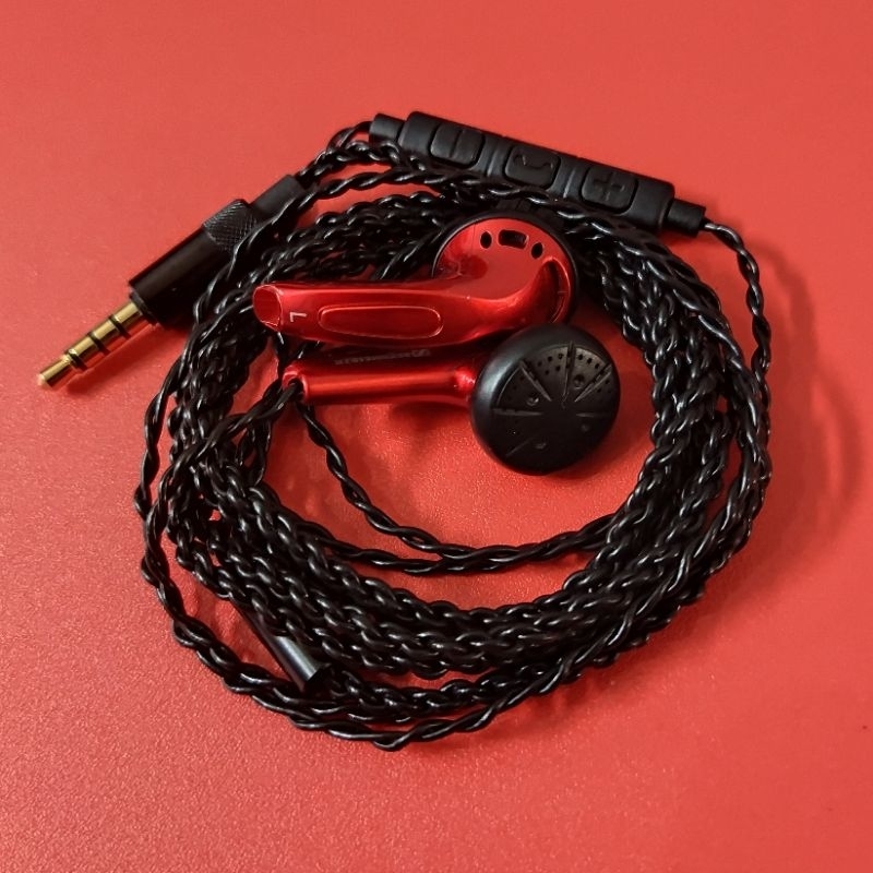 Earphone MX500 Braid Cable version With Mic plus volume control