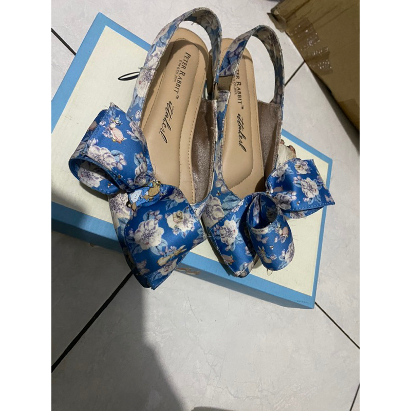 Preloved Ittaherl Peter Rabbit size 38