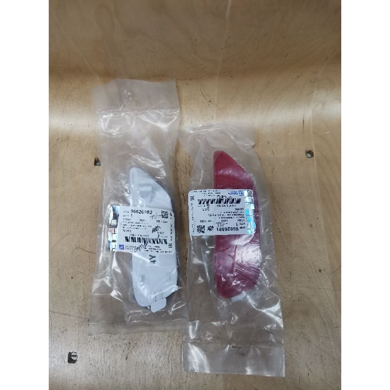 Reflektor belakang chevrolet captiva