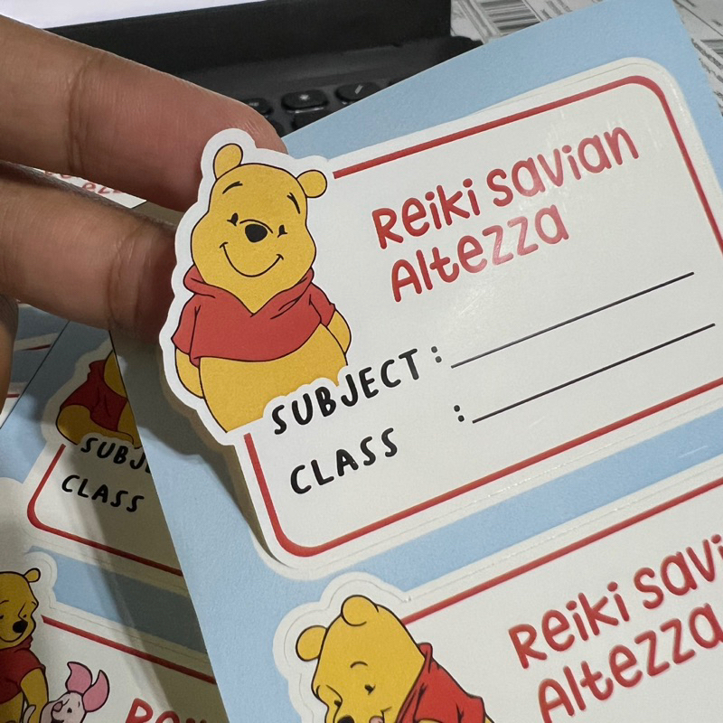 

WINNIE THE POOH STIKER BUKU PELAJARAN CUSTOM NAMA