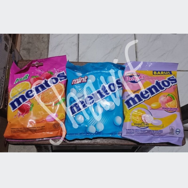 

Grosir & Eceran Permen Mentos Mint & Mentos Buah Kemasan 135 gram (isi 50 pcs)