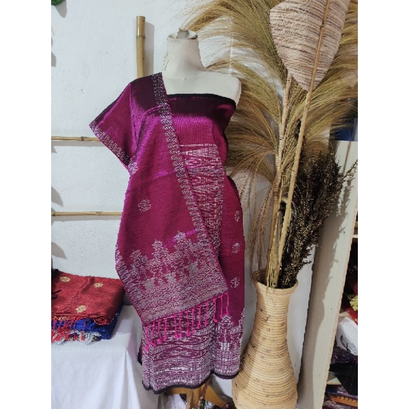 Songket Silungkang warna pink fanta silver ( pink magenta )