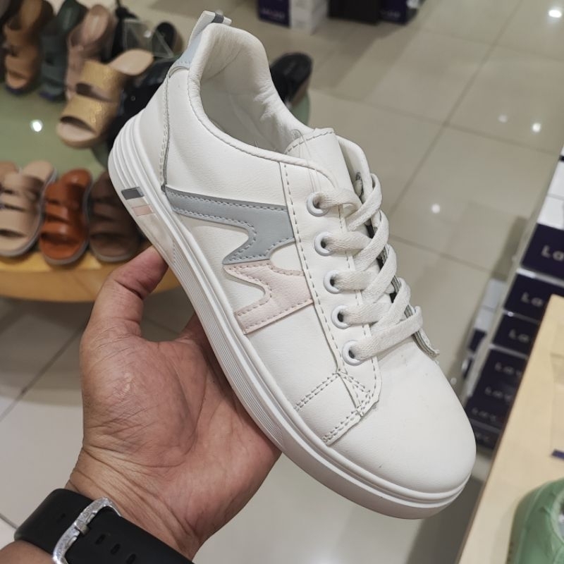 Sepatu Sneakers LAVIOLA