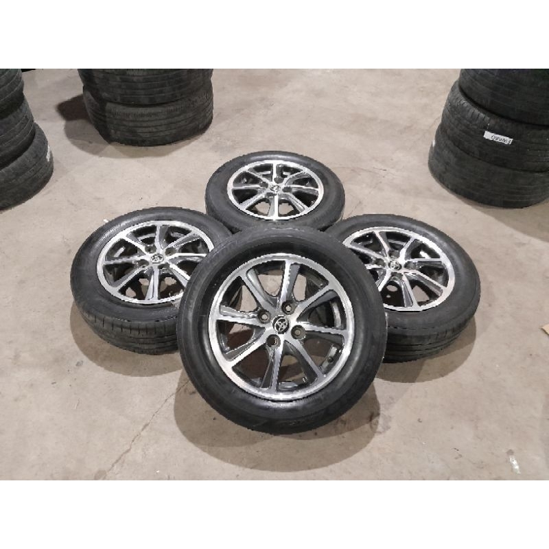 velg mobil calya r14 baut 4x100 pls ban 175/65/14,sigra,agya