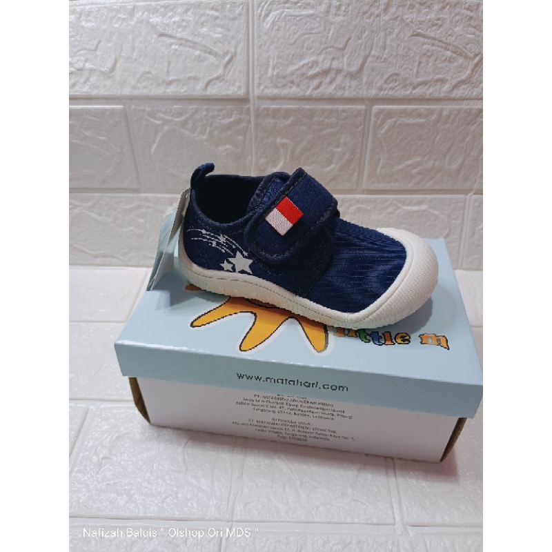sandal sepatu Little m