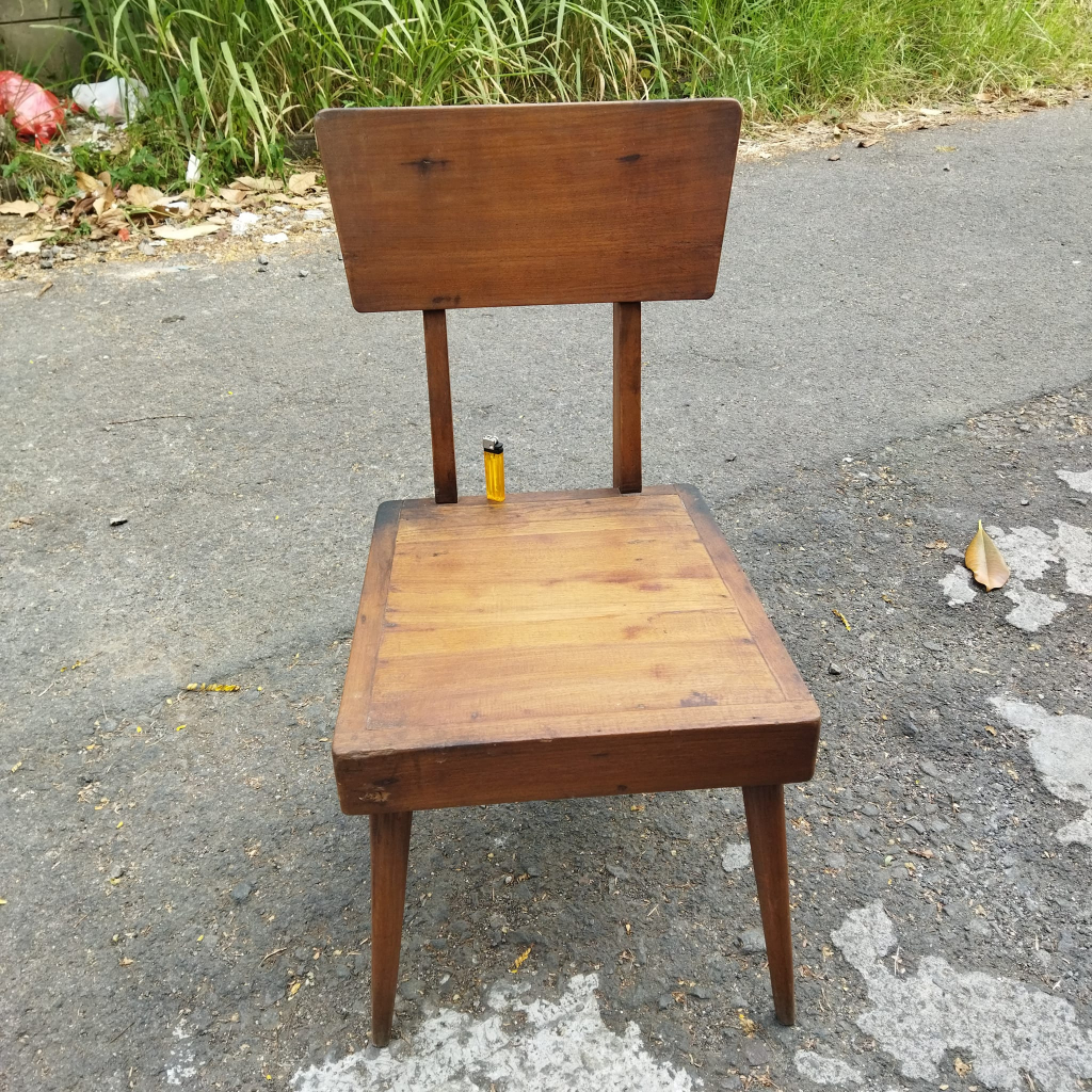 Pajangan Vintage Kursi Art Deco Jati Lawas