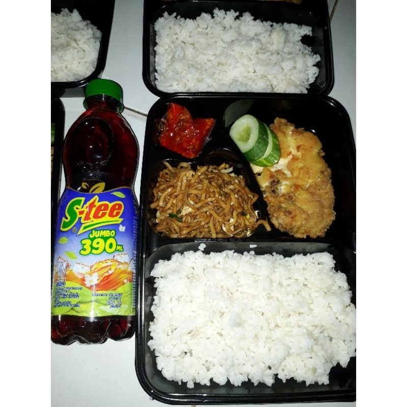 

Nasi Box Ayam Geprek Halal minimal Order 20 Box Khusus Instan/Sameday