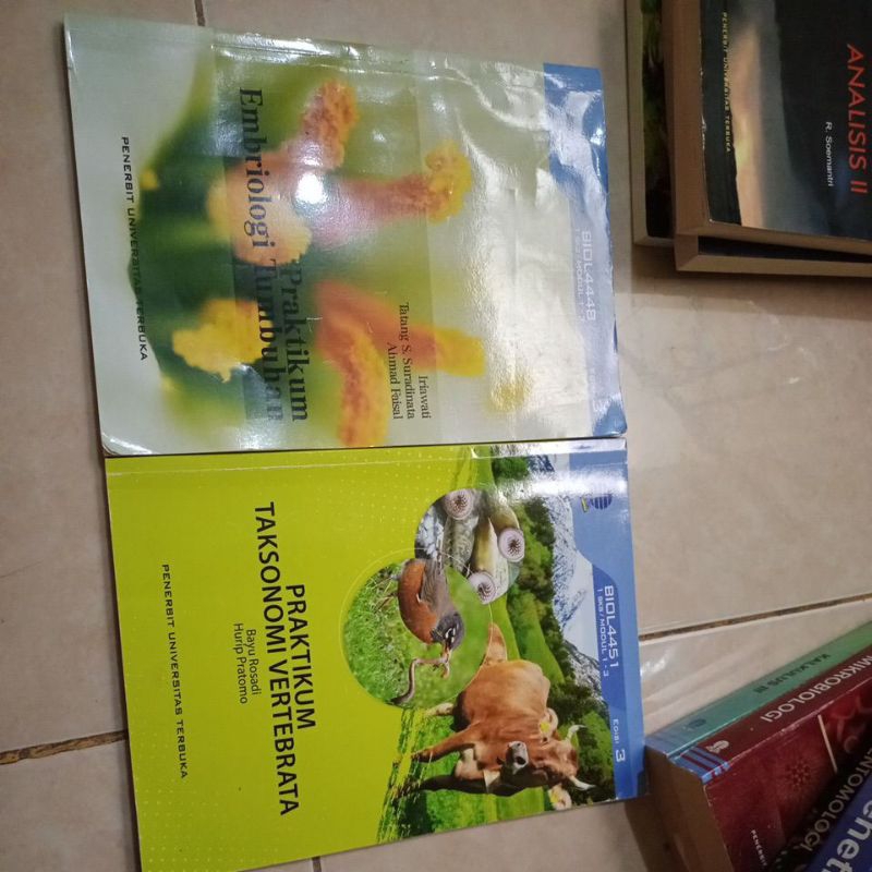buku praktikum embriologi tumbuhan dan taksonomi vertebrata