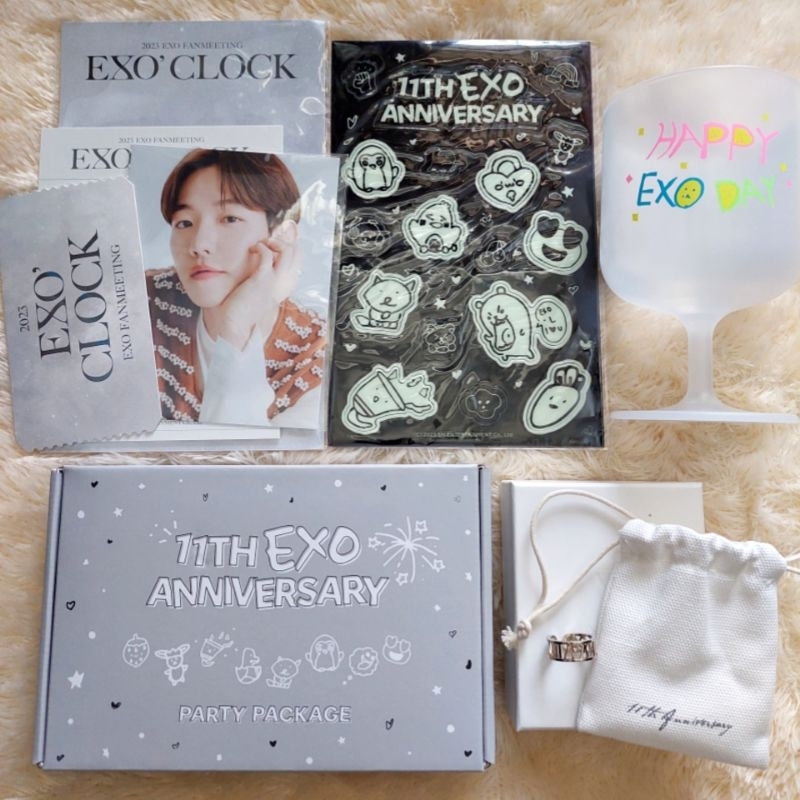 EXO CLOCK MD 11TH ANNIVERSARY PARTYA PACKAGE RING SET DIY PLASTIC WINE CUP GLOW IN THE DARK BAEKHYUN