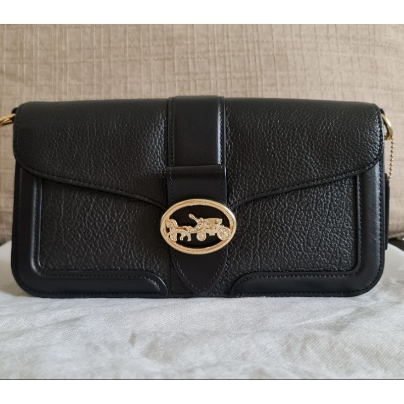 Preloved Coach Georgie Hitam