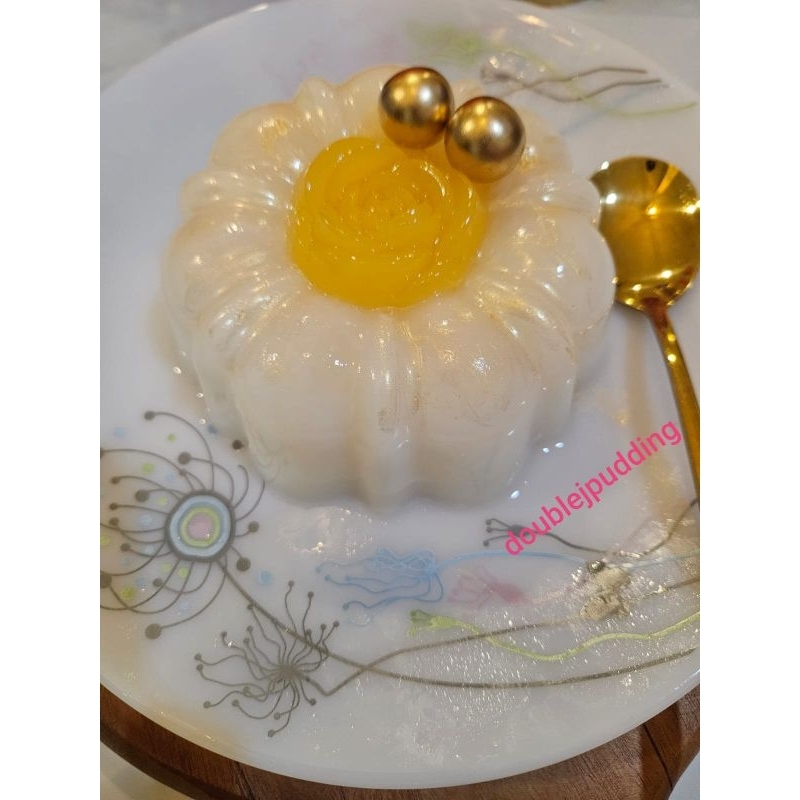 

Coconut Longan Pudding by Double J Pudding Kelapa Longan Puding Premium Dessert