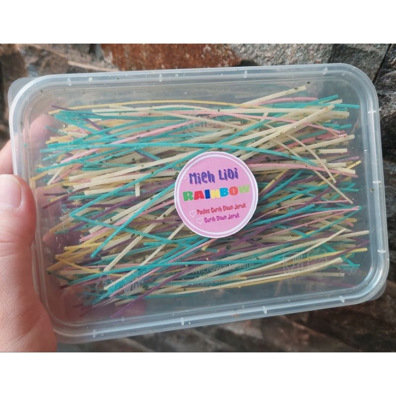 

Mie lidi rainbow warna warni box 500ml