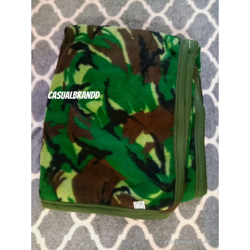 Selimut Woll Loreng Jatah TNI