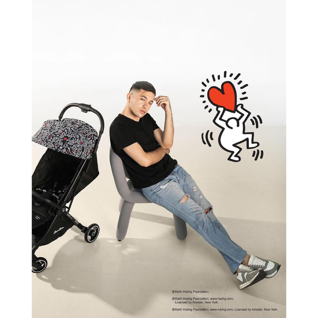 Stroller Cocolatte Conic Auto Black Keith Haring / Kereta Dorong Bayi