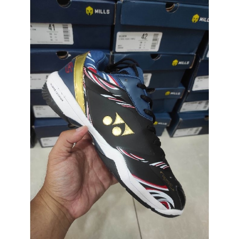 Sepatu Yonex SHB 65 Kurenai Power Cushion