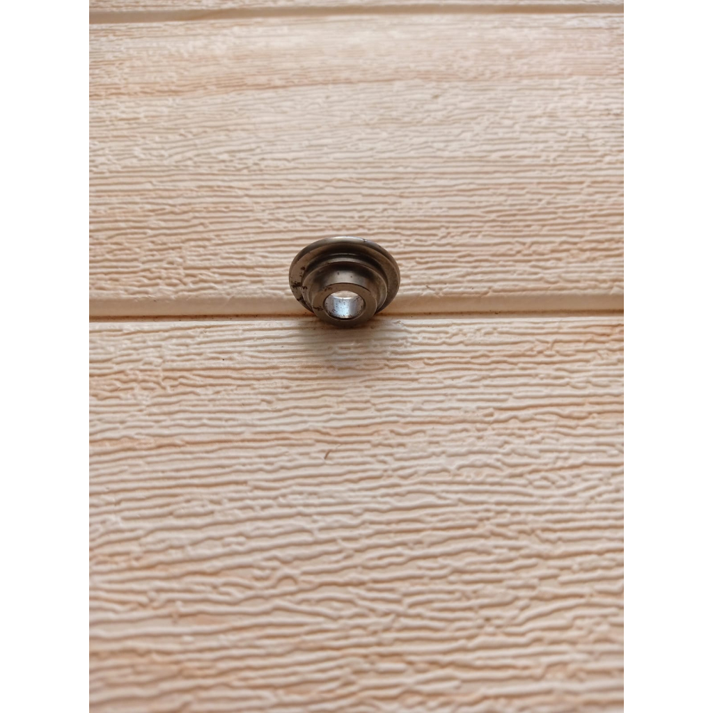 RETAINER RETAINER KLEP TOPI KLEP SMASH TITAN SHOGUN GENUINE