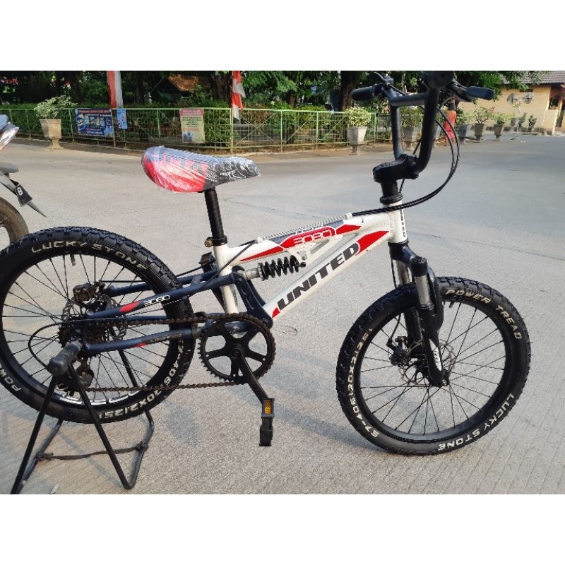 sepeda mtb united fulsus tm3080